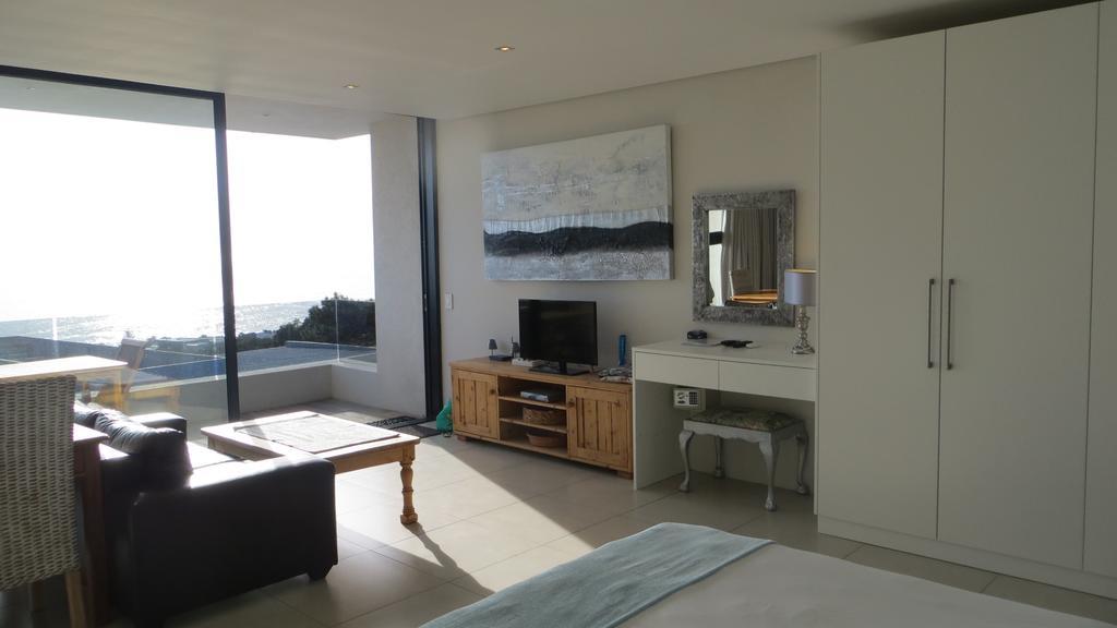 Camps Bay Studio - Studio Apartment
