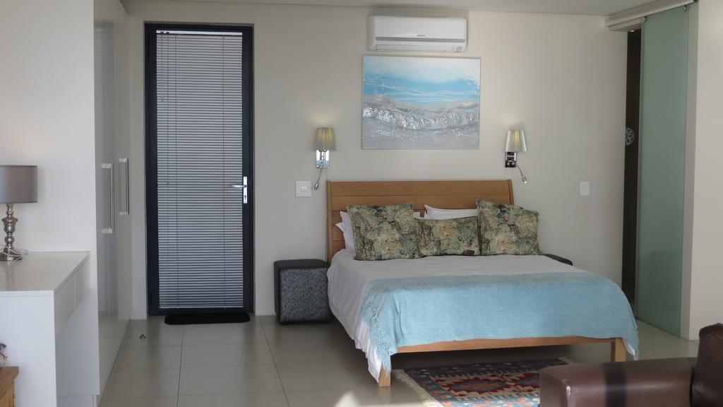Camps Bay Studio - Studio Apartment Cape Town